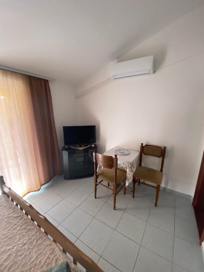 Apartments Kalluka Светі-Стефан Екстер'єр фото
